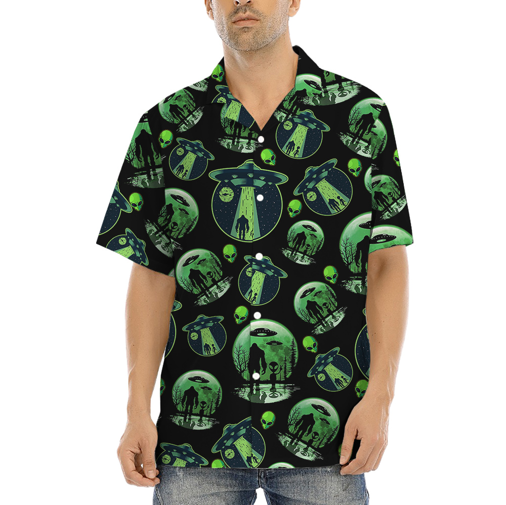 Bigfoot And Alien UFO Hawaiian Shirt - variant image 1