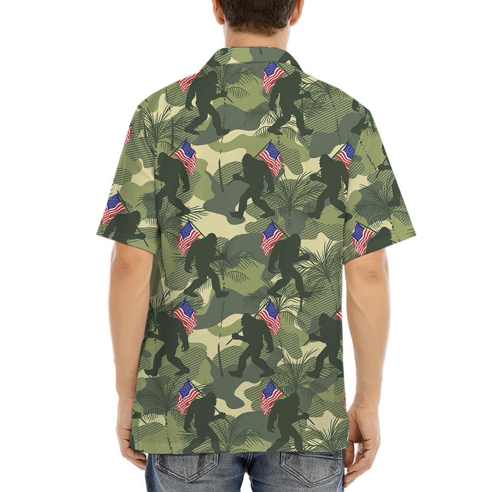 Bigfoot Patriotic Camouflage Men's Button Hawaiian Shirt